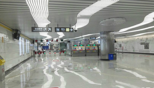 地鐵行業工控一體機選購要求|地鐵領域工控一體機應用案例介紹